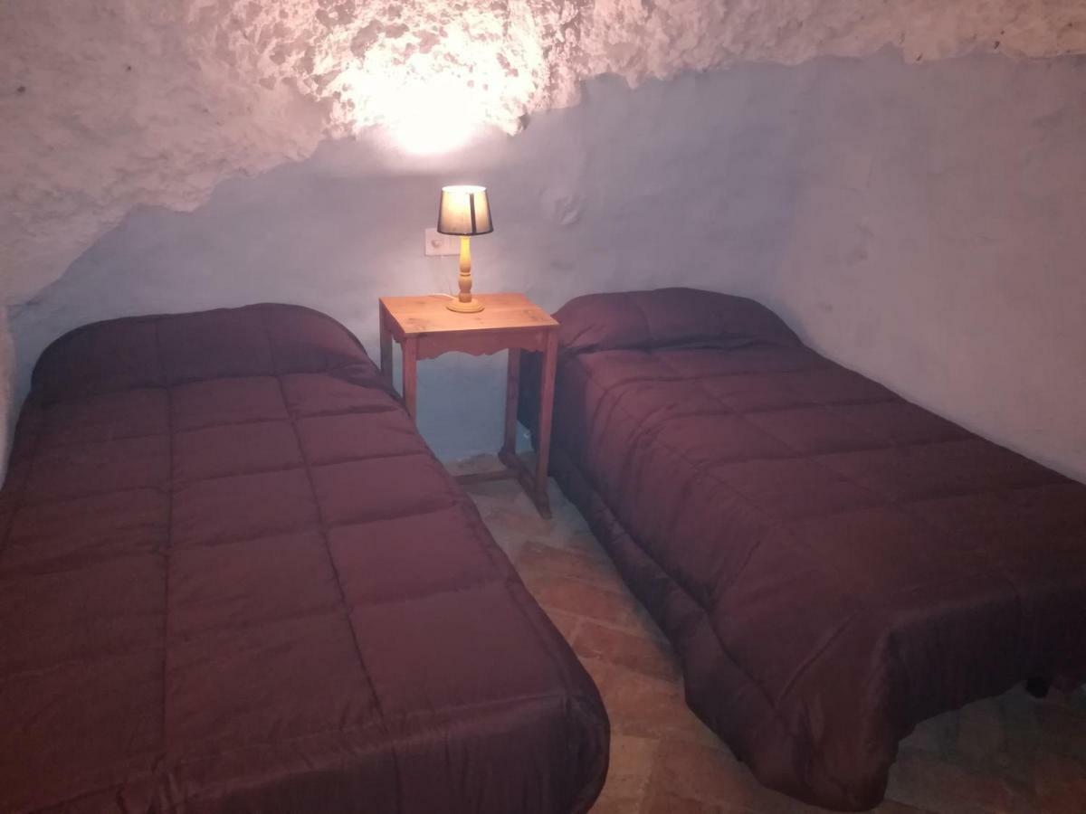 Cueva El Madrono Villa Pegalajar Dış mekan fotoğraf